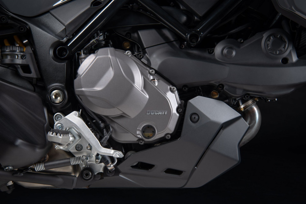 Multistrada V2 engine